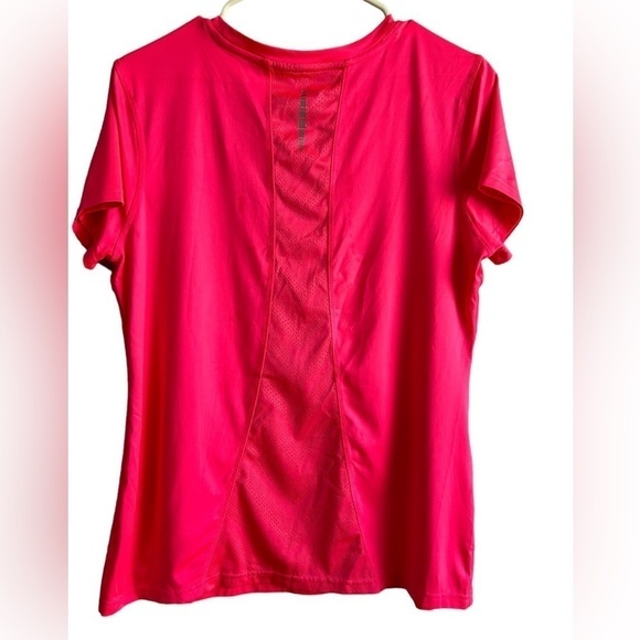 Danskin Now Semi-Fitted Short Sleeve Tee • Size: Large • Used - Picture 2 of 5